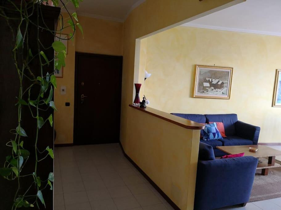 Appartamento Chic Vista Lago - Casa Janis Verbania Bagian luar foto